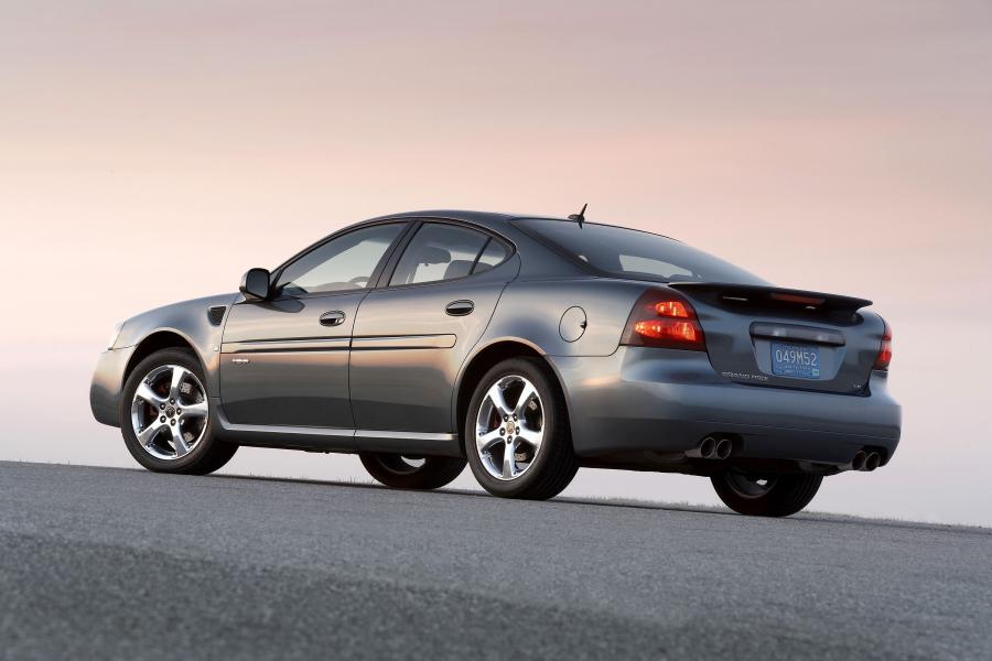  Pontiac Grand Prix GXP 2005 года  (фото 3 из 7)